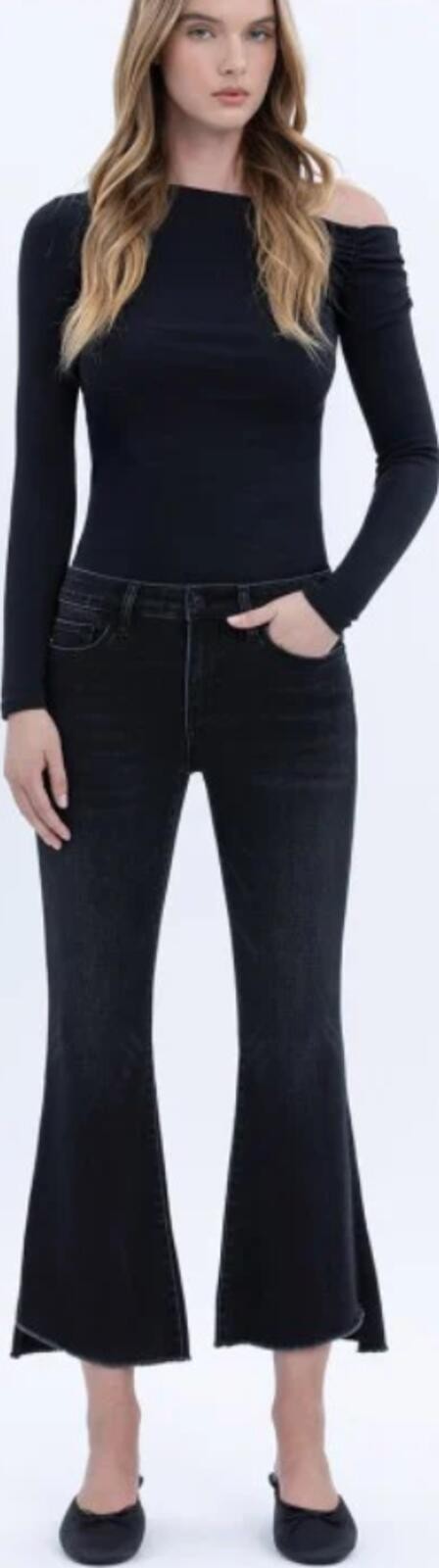 Vervet Mid Rise Step Hem Crop Flare Alison BLACK 28 NEW
