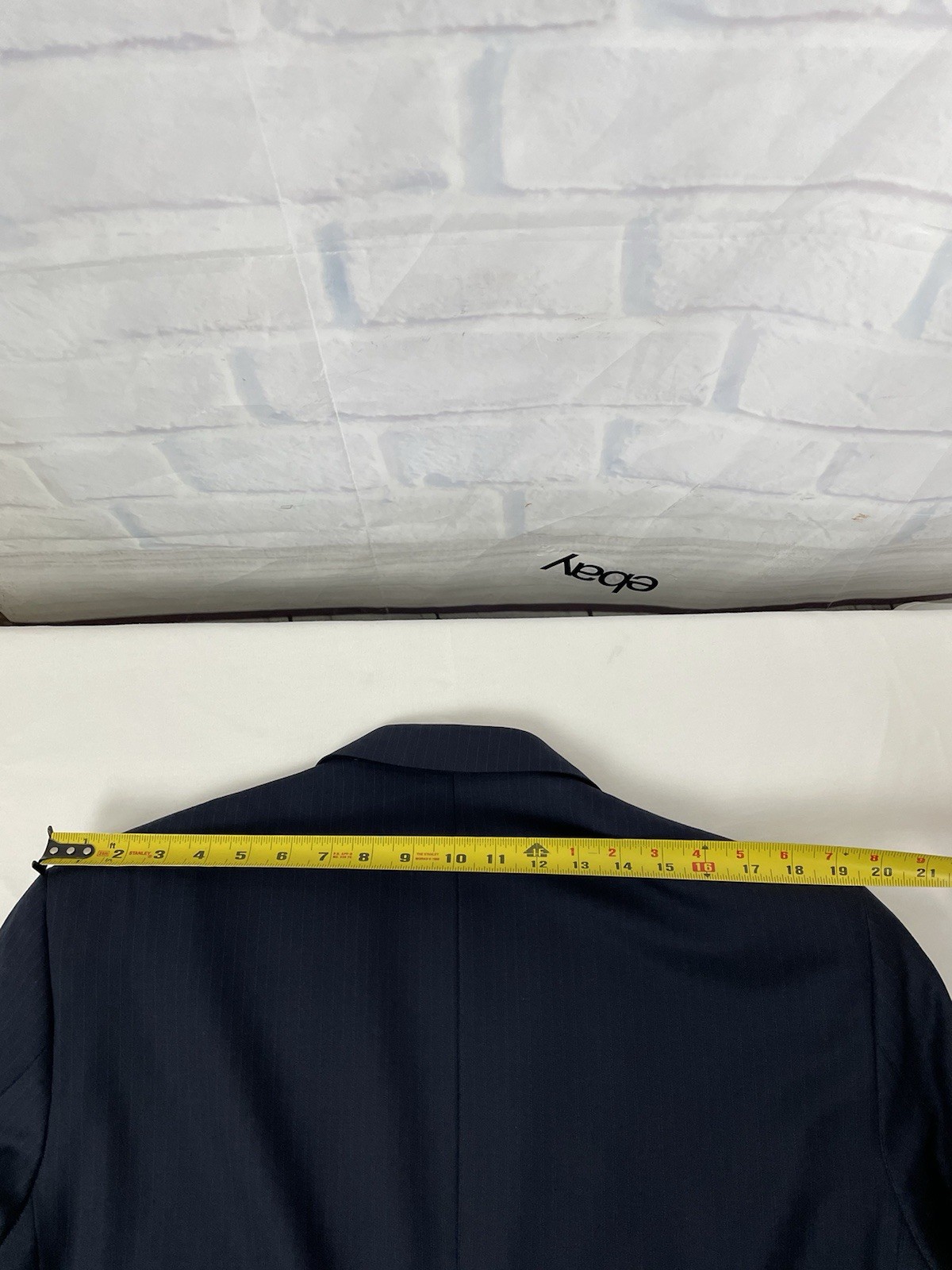 Tom James Corporate Image Men’s Navy Pinstripe Suit Sz 44 R Pants 38 X 29.5