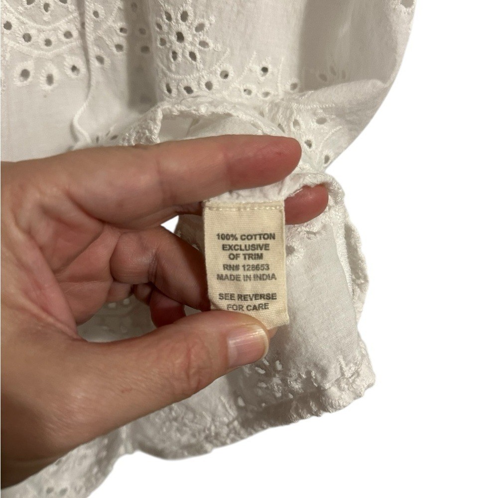 Nicole Miller Artelier White Eyelet TopCotton Eyelet Flutter Short Sleeve Top L