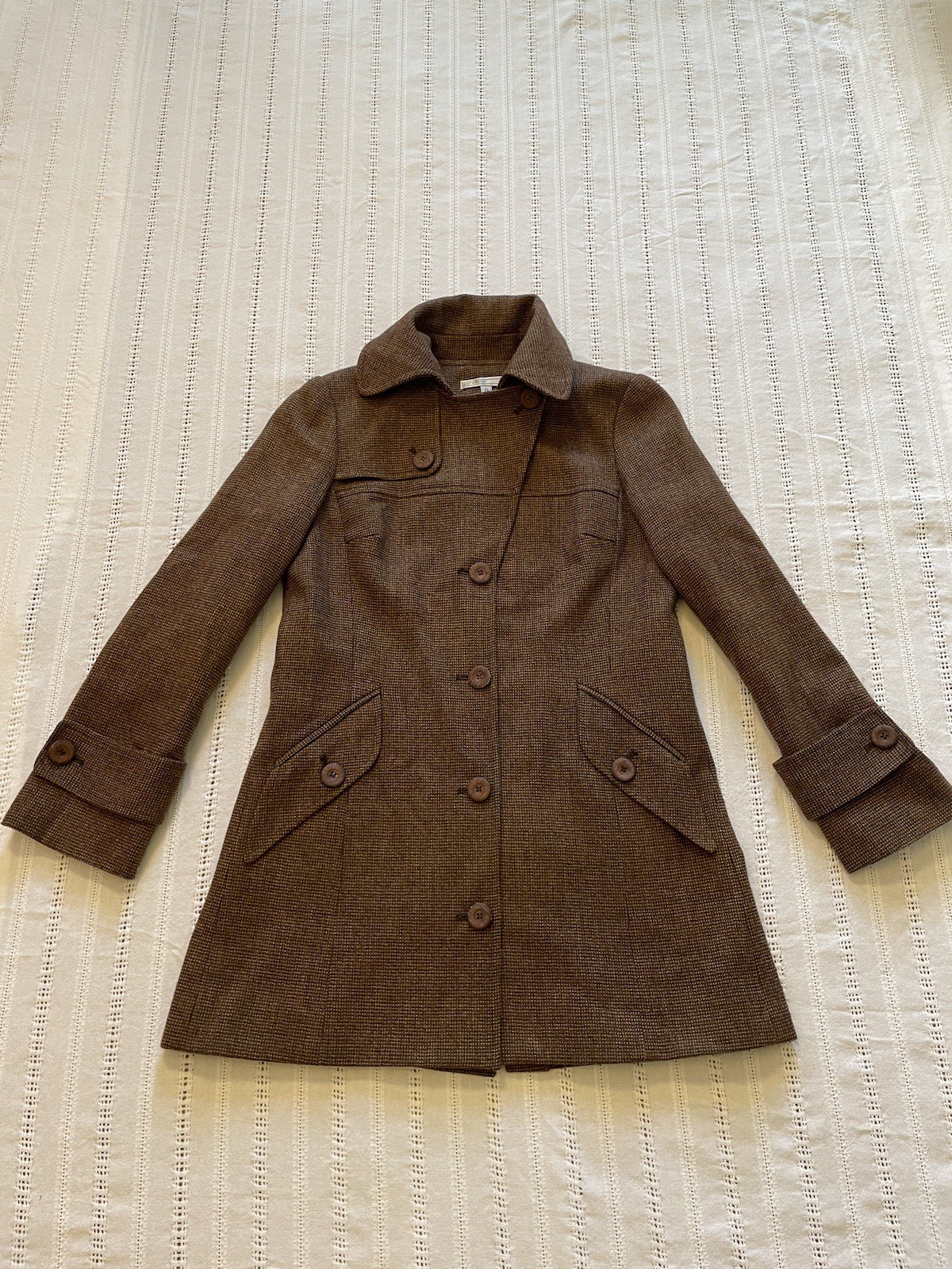 VTG Parameter 100% Virgin Wool Brown Pea Coat With Wooden Buttons. 0. USA Made.