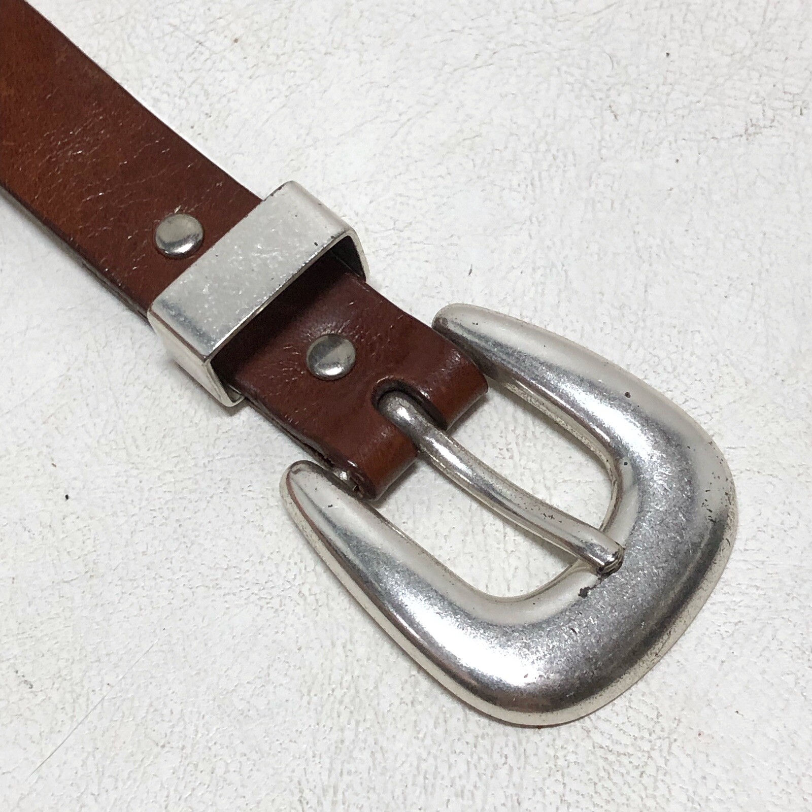 Fossil Leather Concho Belt Brown Silver Medallions Sz S Length 33”, Waist 26-30