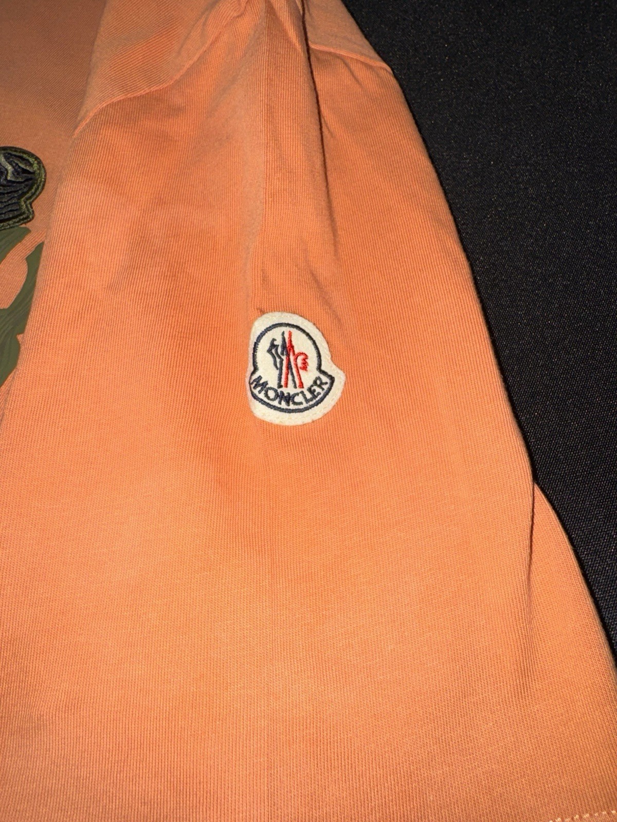 Moncler Logo Orange/ Coral T Shirt Men’s XL Excellent Condition