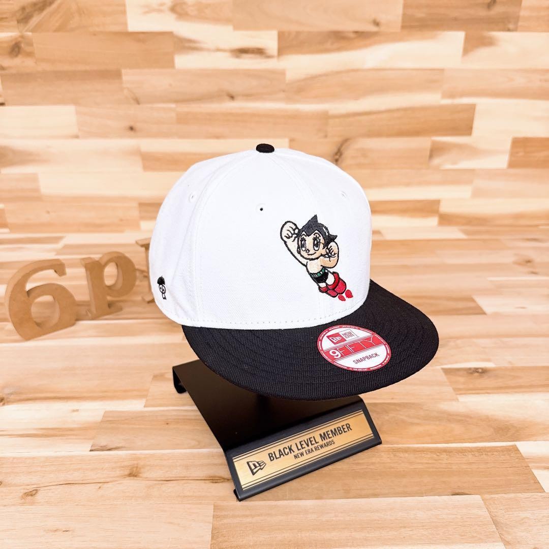 New Era Astro Boy 9FIFTY White Black Cap Collectible 15+