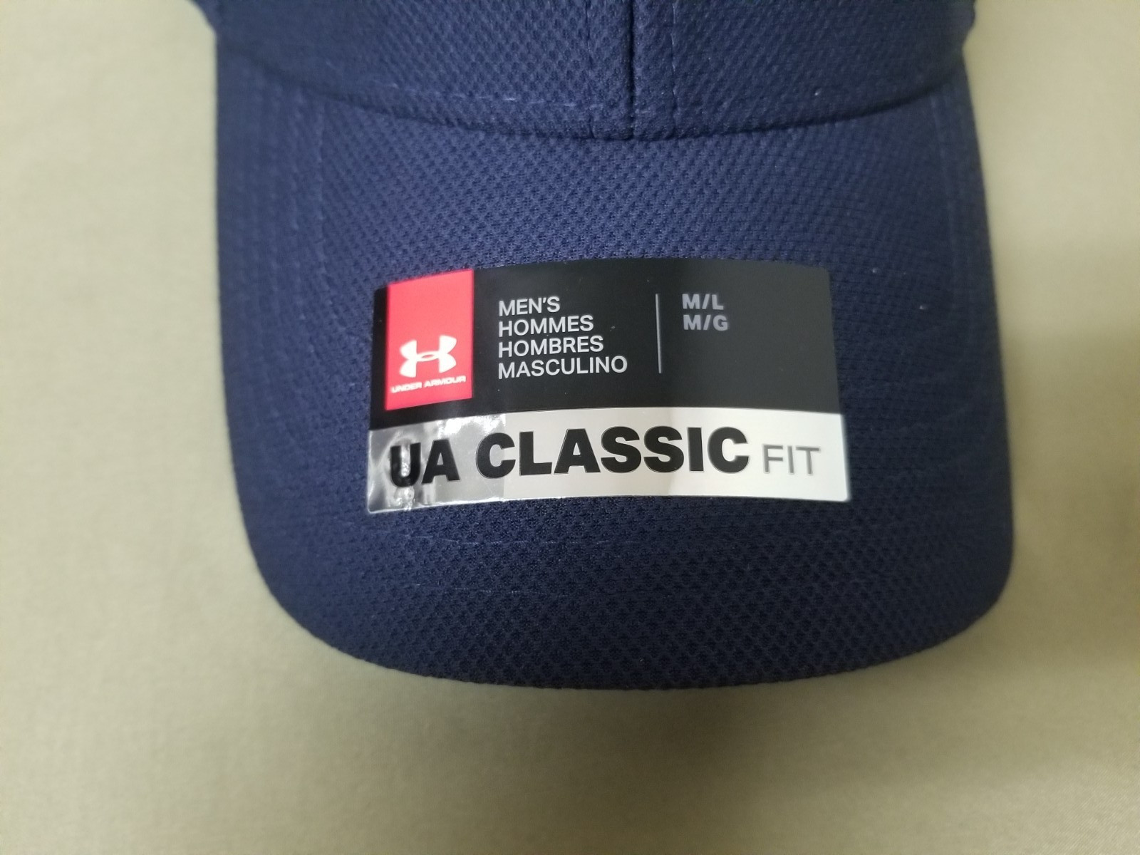 New Under Armour Classic Fit Mens Fitted Baseball cap.