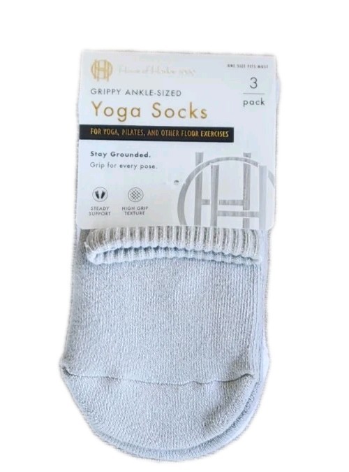 House of Harlow 1960’s Grippy Ankle Yoga-Barre Socks 3 Pack White, Black & Gray