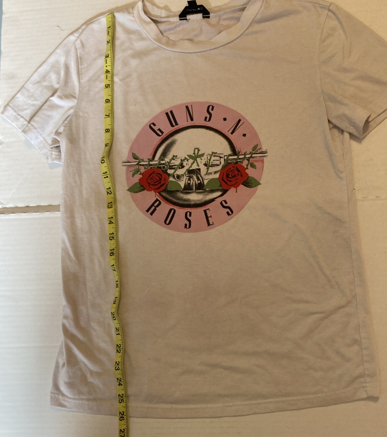 Guns N’ Roses White Short Sleeve Graphic T-Shirt Sz Women’s Medium HAODUOYI