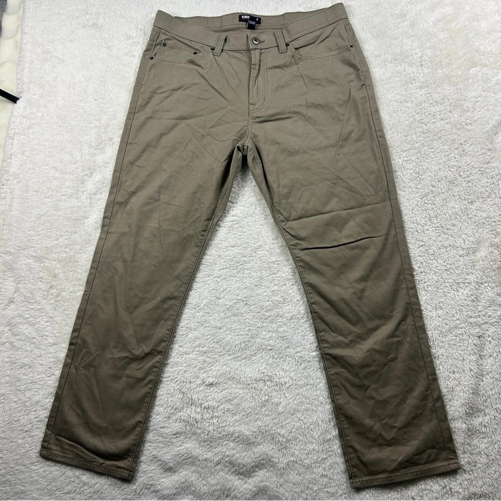 Kirkland Signature Men’s Khaki Pants Size 36 x30 Straight Fit Chino Trousers
