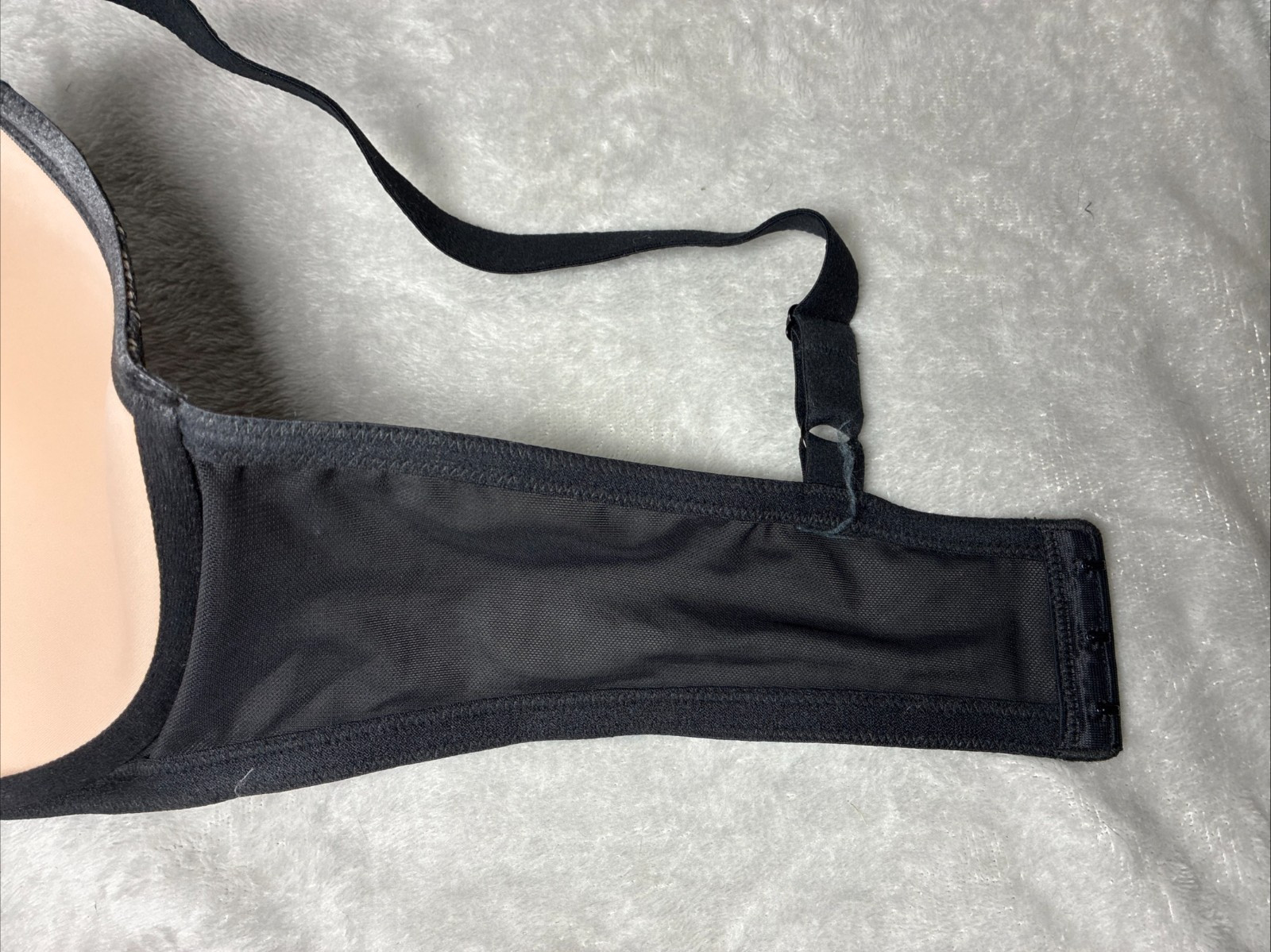 Paramour Felina Lace Bra Sz 42C Black Beige Side Smoothing T-Shirt Style