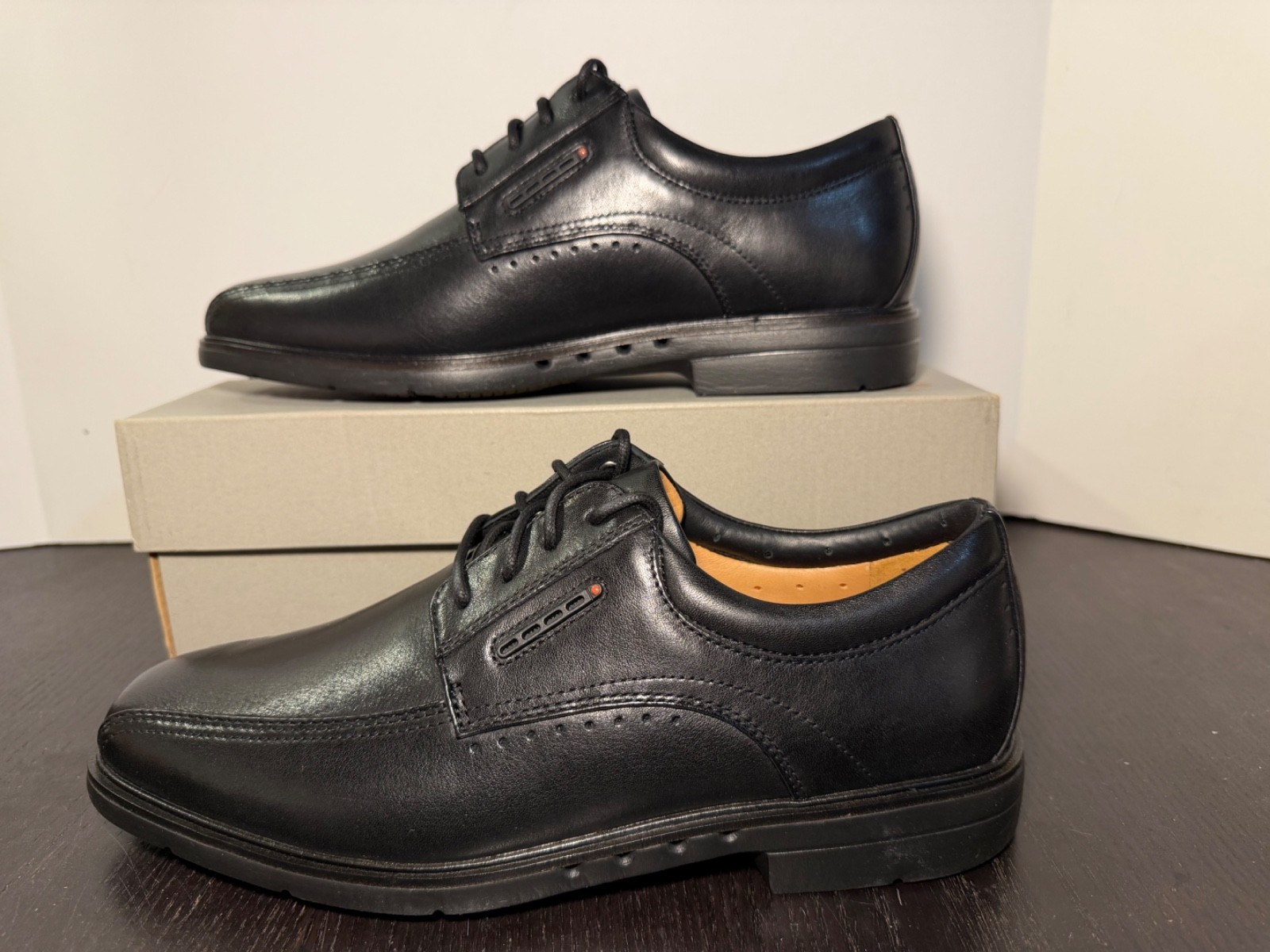 Clarks Un Kendric Way Leather Dress Shoes Black Mens 8W (Wide)