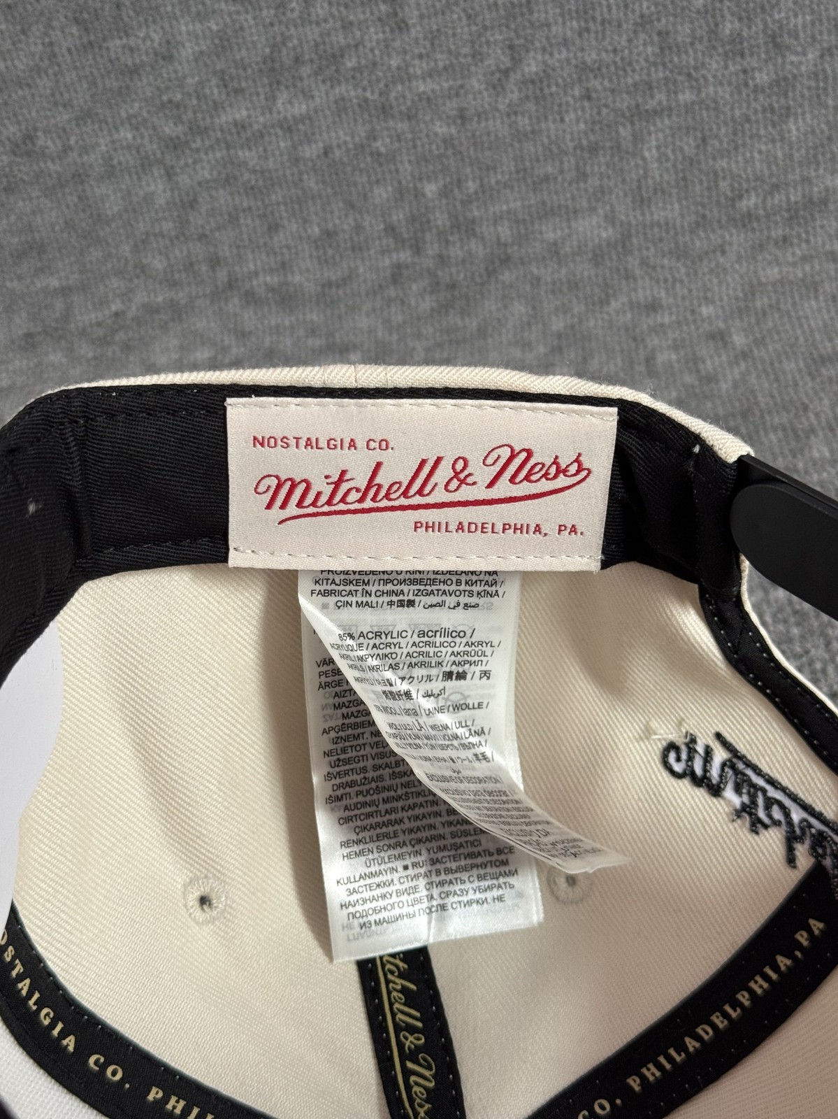 Mitchell & Ness NY Rangers Retro Snapback Hat Cream Black S1433