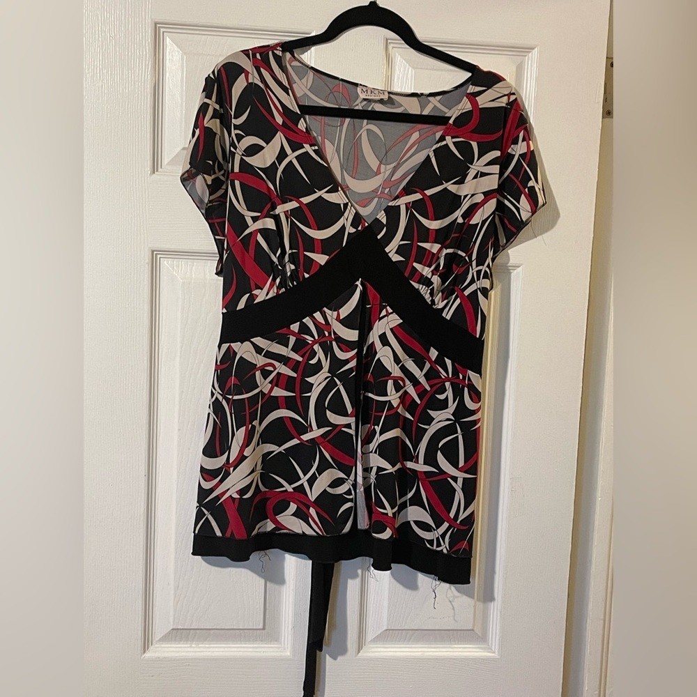 MKM – Plus Size Red, Black and White Top – Size 3X