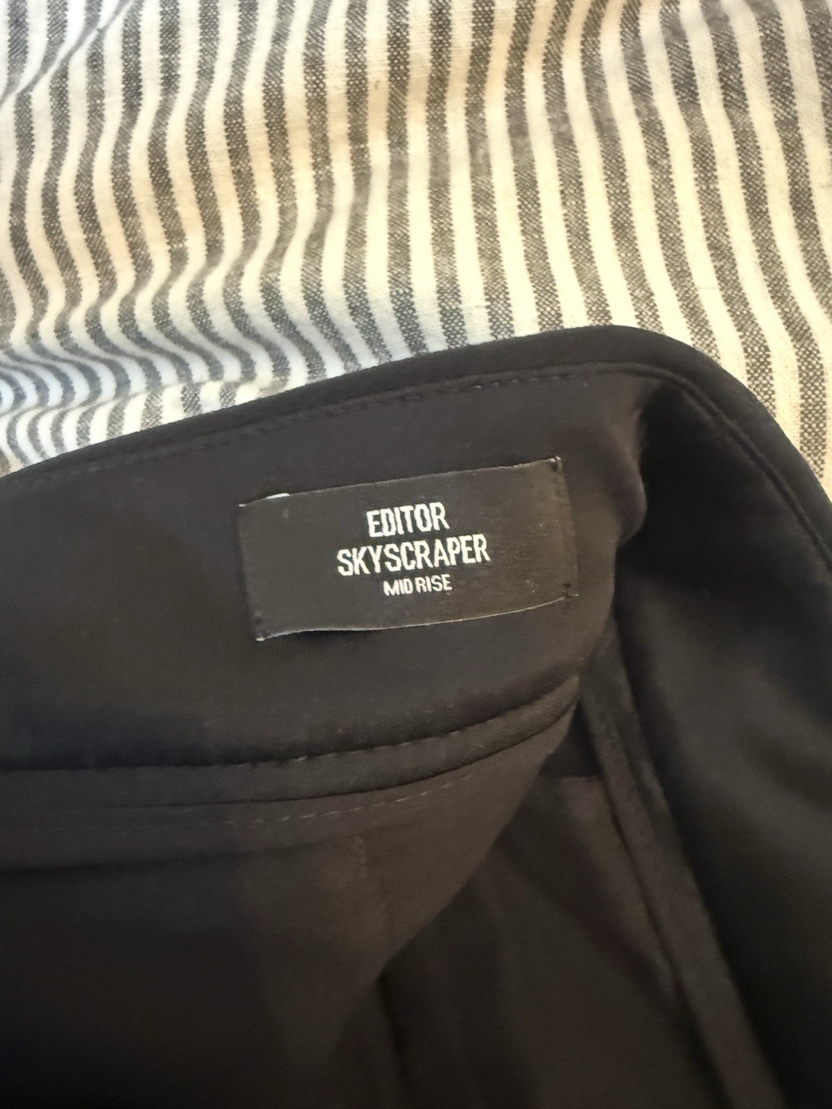 Express Women’s Black Dress Pants 16R Mid Rise Bootcut Twill Pockets Zip