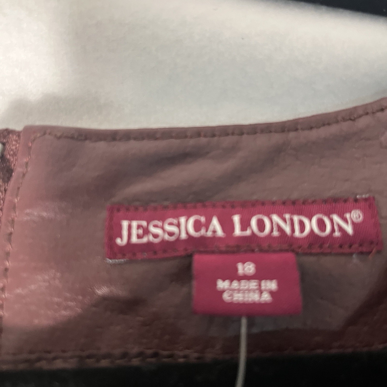 Jessica London Leather Burgundy Sheath Dress V-Neck Short Sleeve Size 16