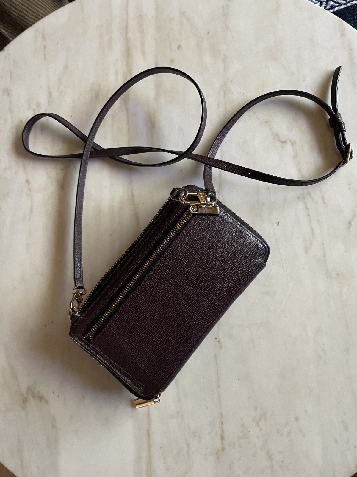 Tumi One Size Leather Crossover Bag – Excellent condition; $325 new