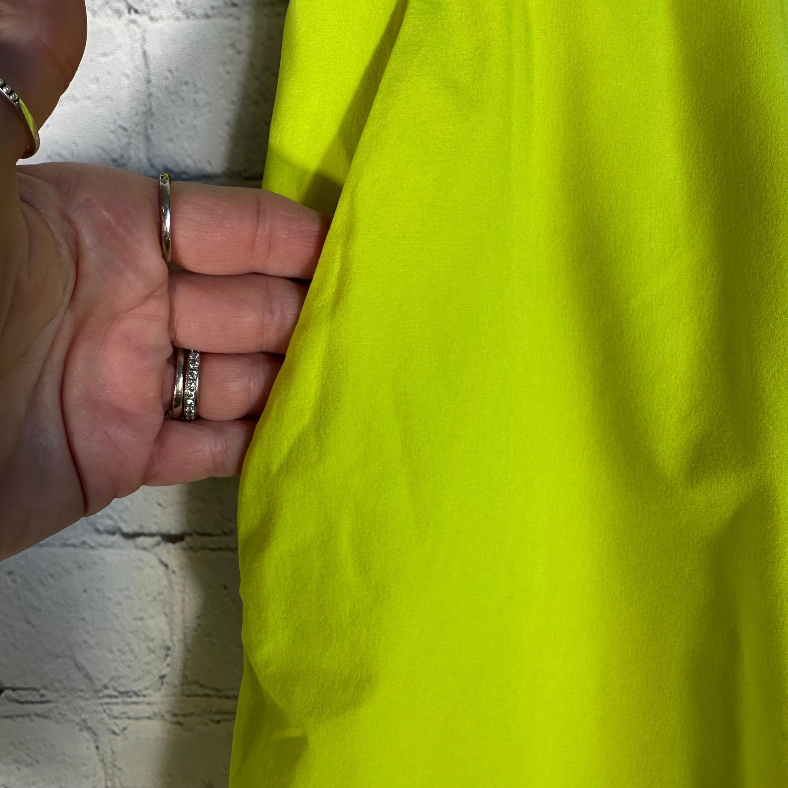 Lululemon Pace Breaker Lined Short 5 Electric Lemon Neon Yellow Mens XL LM7AUQS