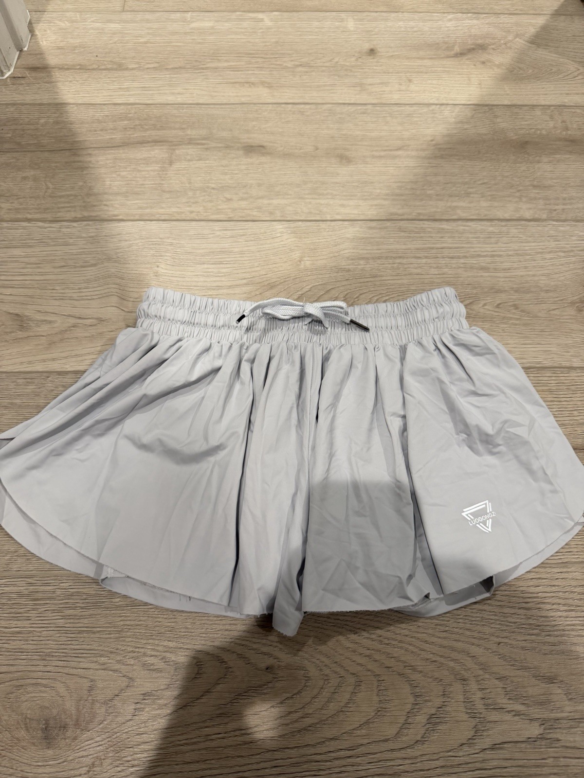 Women’s Athletic Shorts Size Large