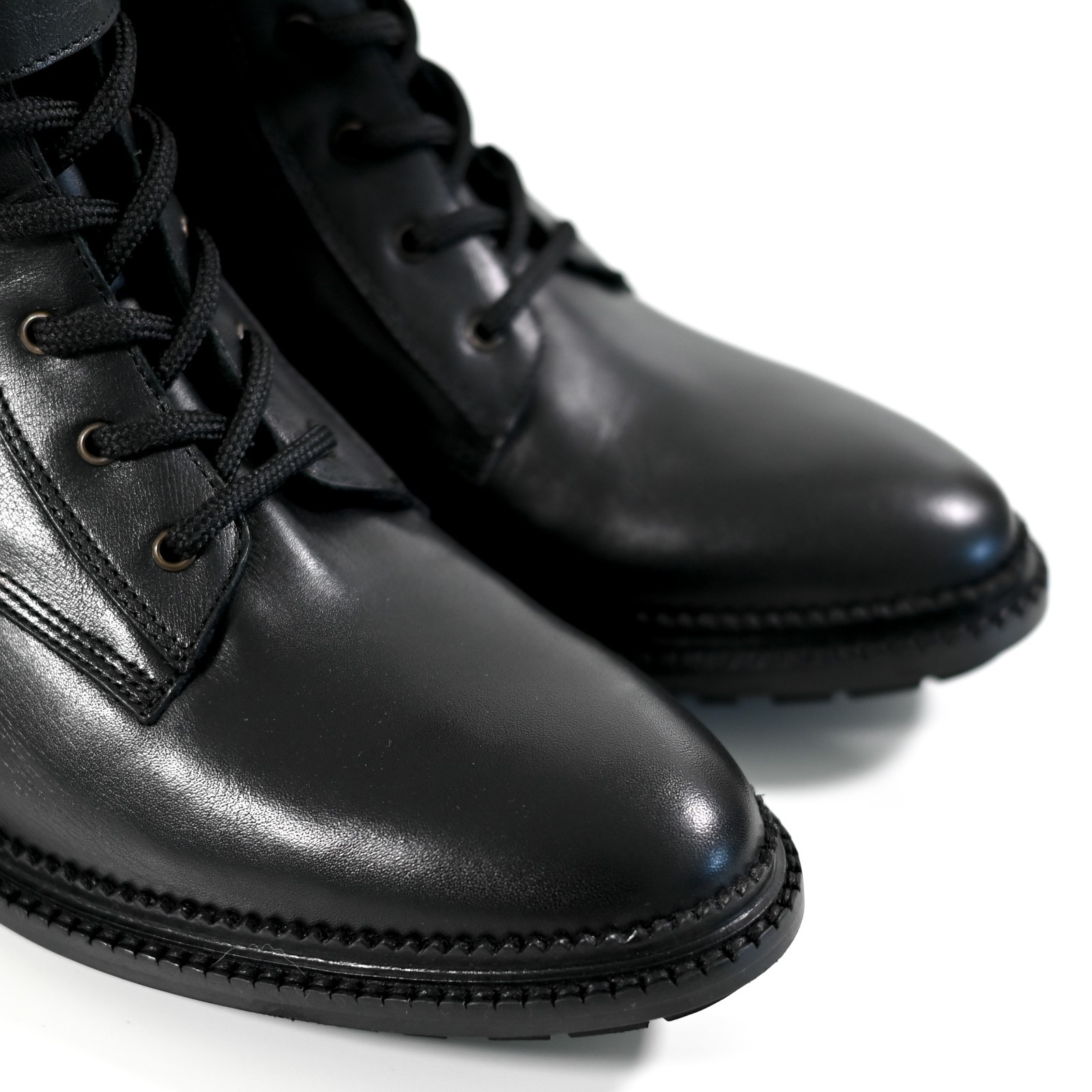 Aquatalia Octavia Calf Combat Boots Leather Shoes Black – Women’s Size 10 M