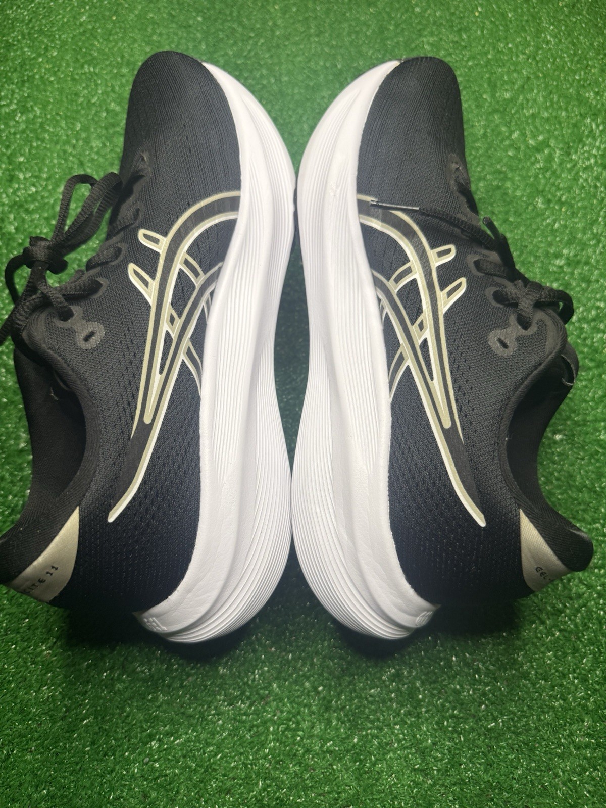ASICS Gel-excite 11 Men’s Size 8 Running Shoes Shoes ‘Black/Meteor Grey’