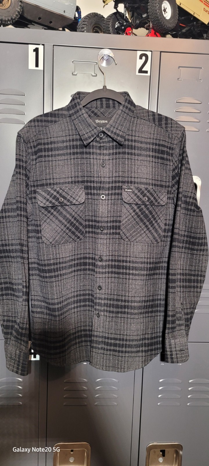 Brixton Men’s Gray Black Plaid Long Sleeve Button-Up Shirt Pockets Size S
