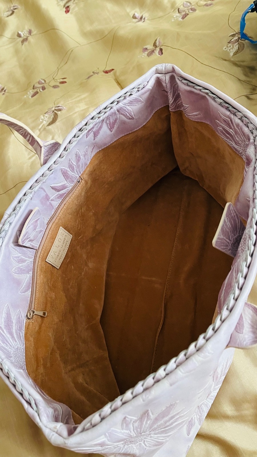 New Falor Italy Leather Tote Bag,Lavender Purple Floral Embossed Sunflower, NWT.