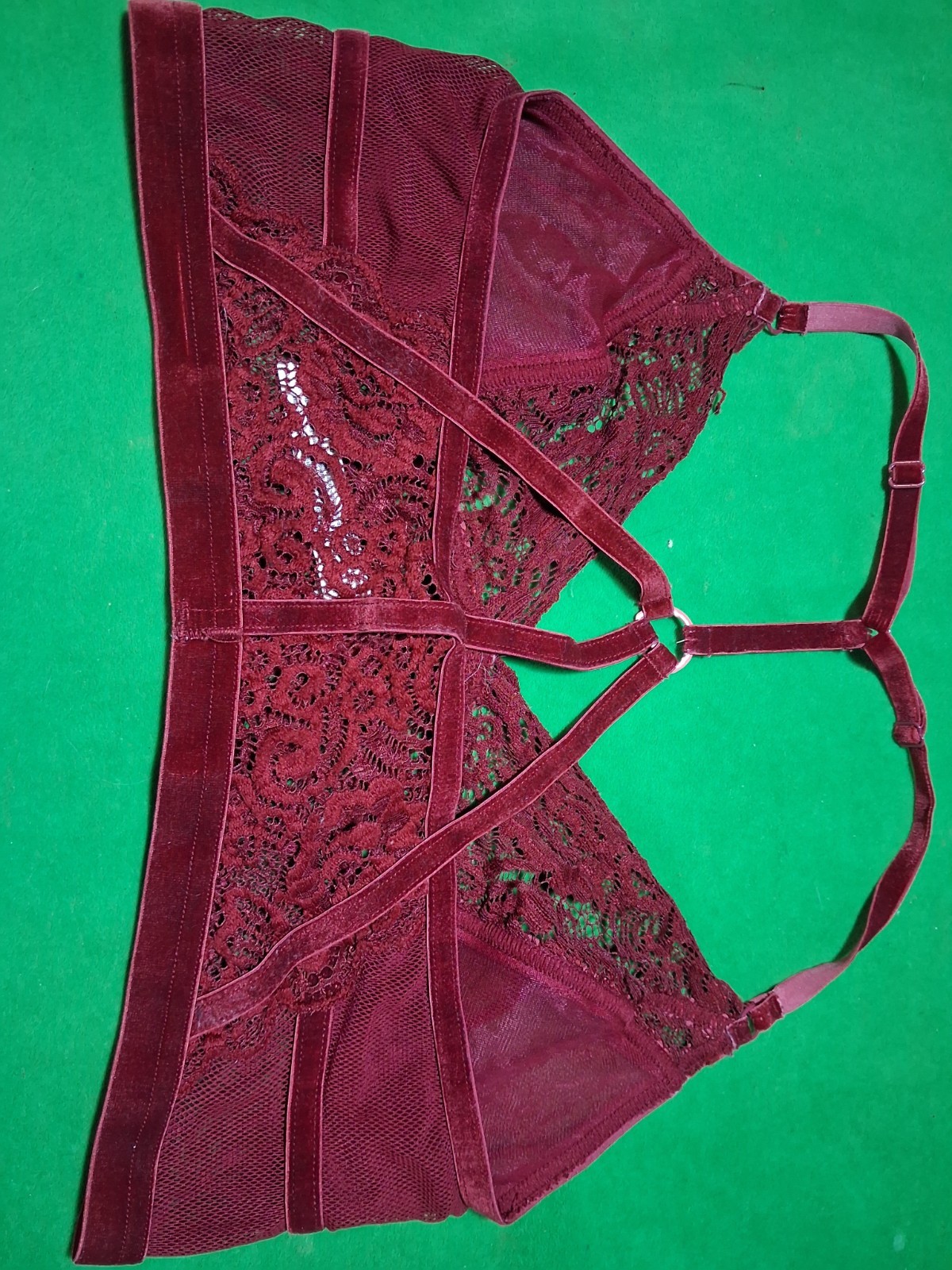 Intimately Free People Longline bralette Med Berry Sheer & Floral Lace Pullover