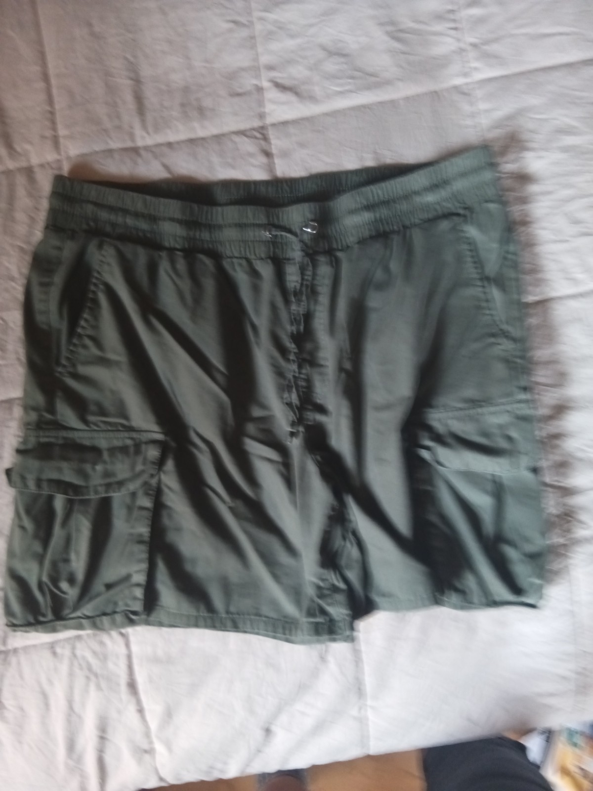 Men’s Cargo Shorts No Boundaries XL (40-42) ArmyGreen