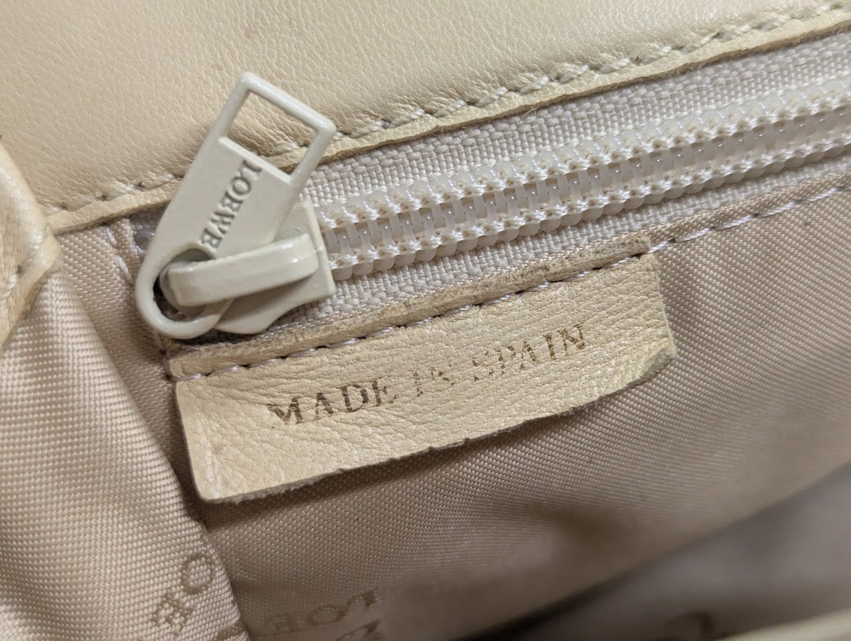 Authentic LOEWE Anagram Lambskin Nappa Leather Shoulder Bag S#53837