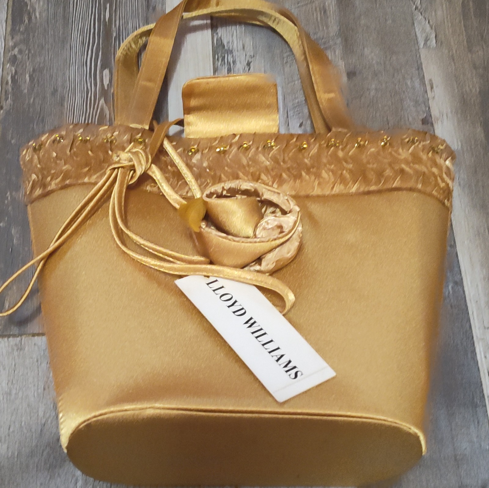 Lloyd Williams Gold Tote Bag, Magnetic Closure, Detachable Strap, Bow Accent