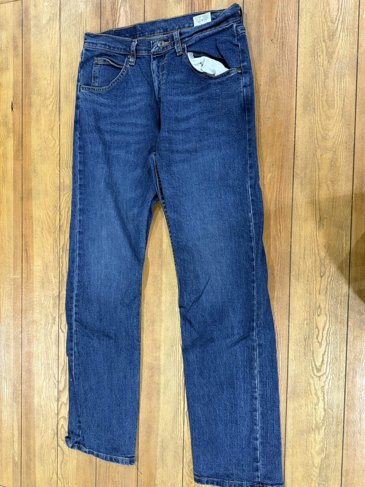 VintageWrangler Cowboy Cut Men’s Blue Medium Wash Denim Jeans Straight Leg Mid
