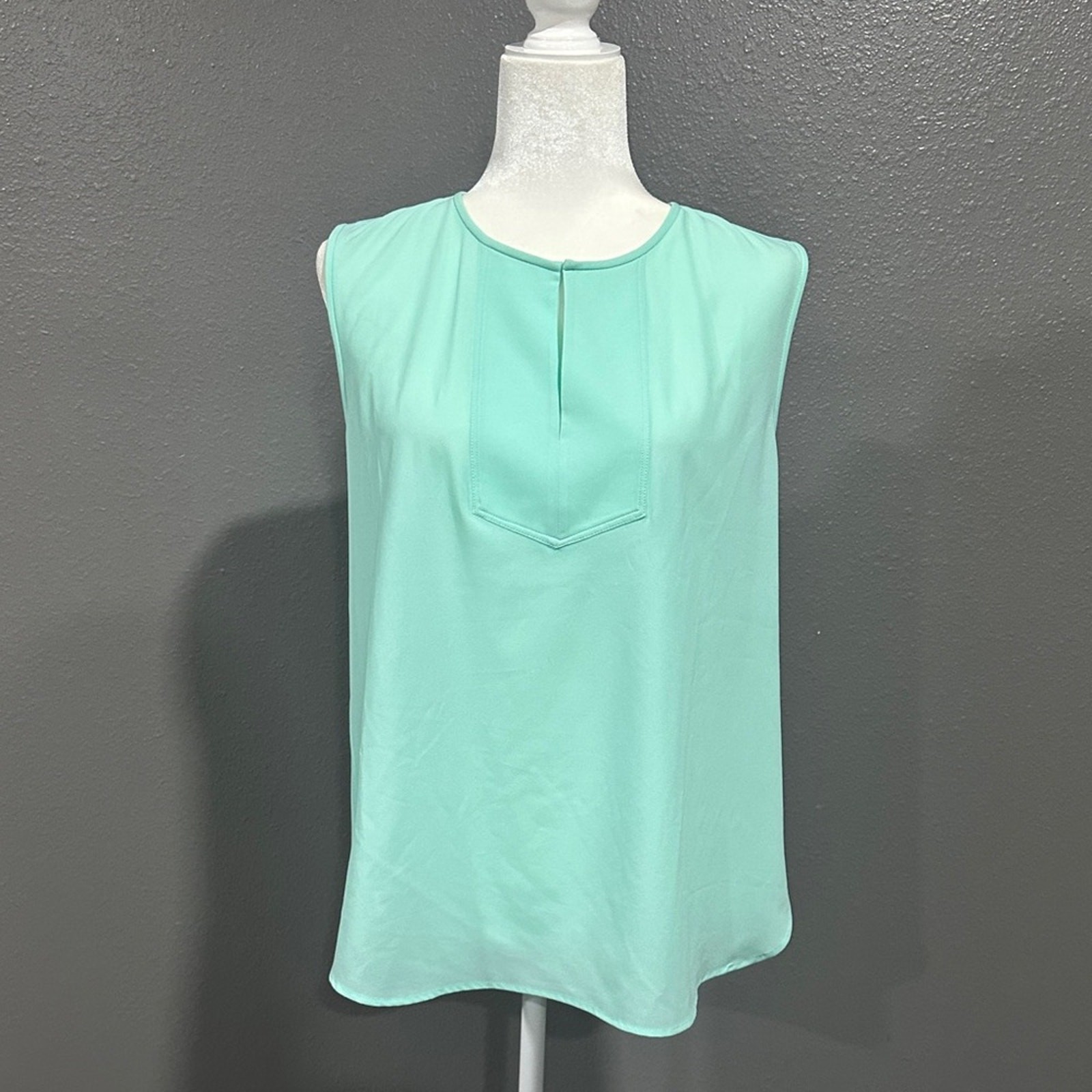 JCREW Mint Sleeveless Keyhole Blouse 10