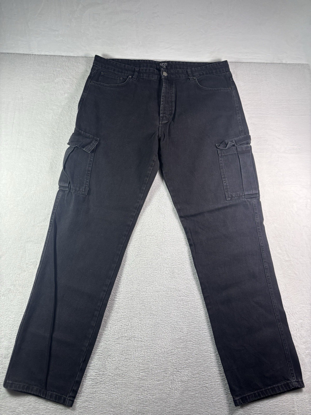Man BoohooMan Baggy Carpenter Jeans Men’s Size 38×34
