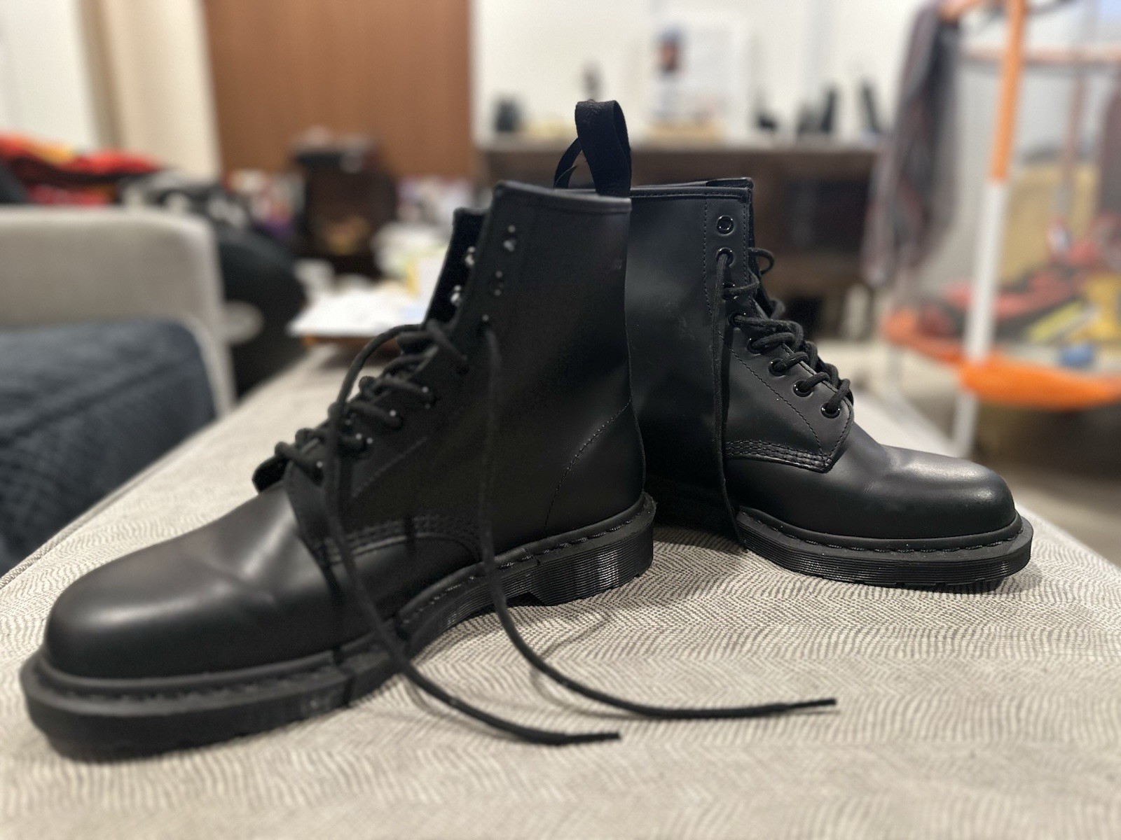 Dr. Martens Black Leather Lace-Up Combat Ankle Boots Round Toe Men’s US 11