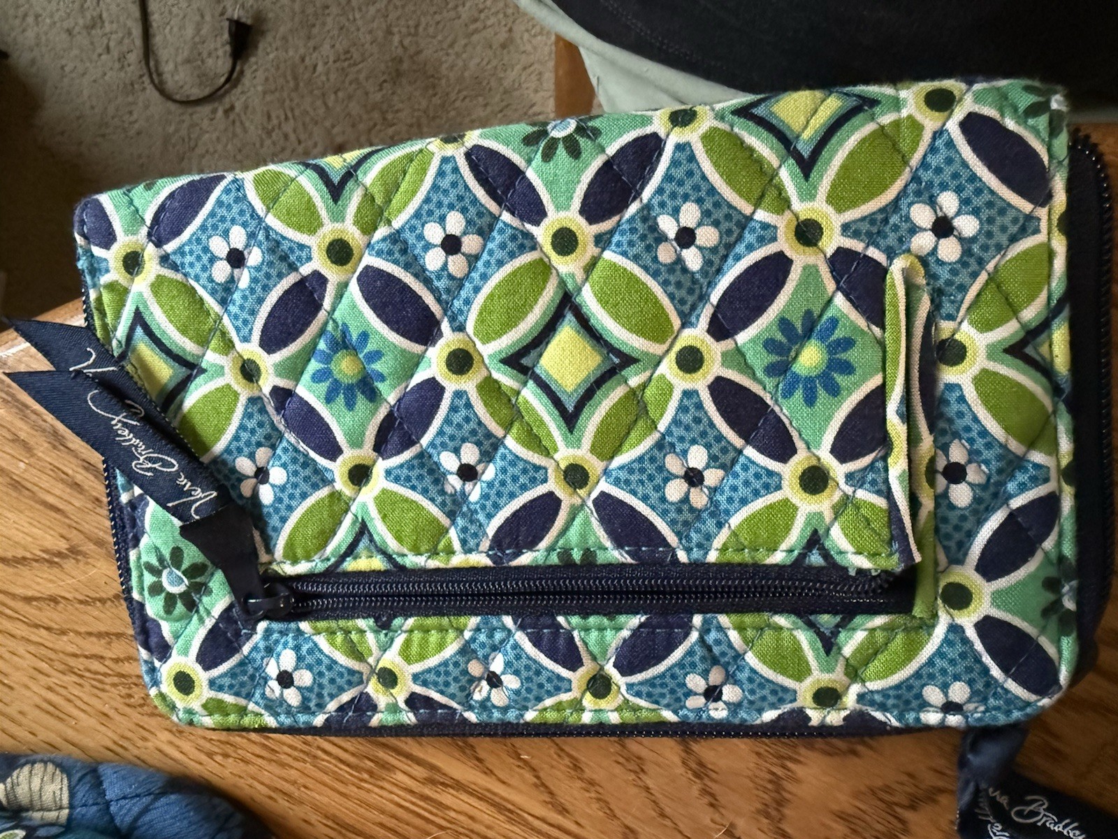 Vintage Vera Bradley Zip Around Wallet Daisy Daisy