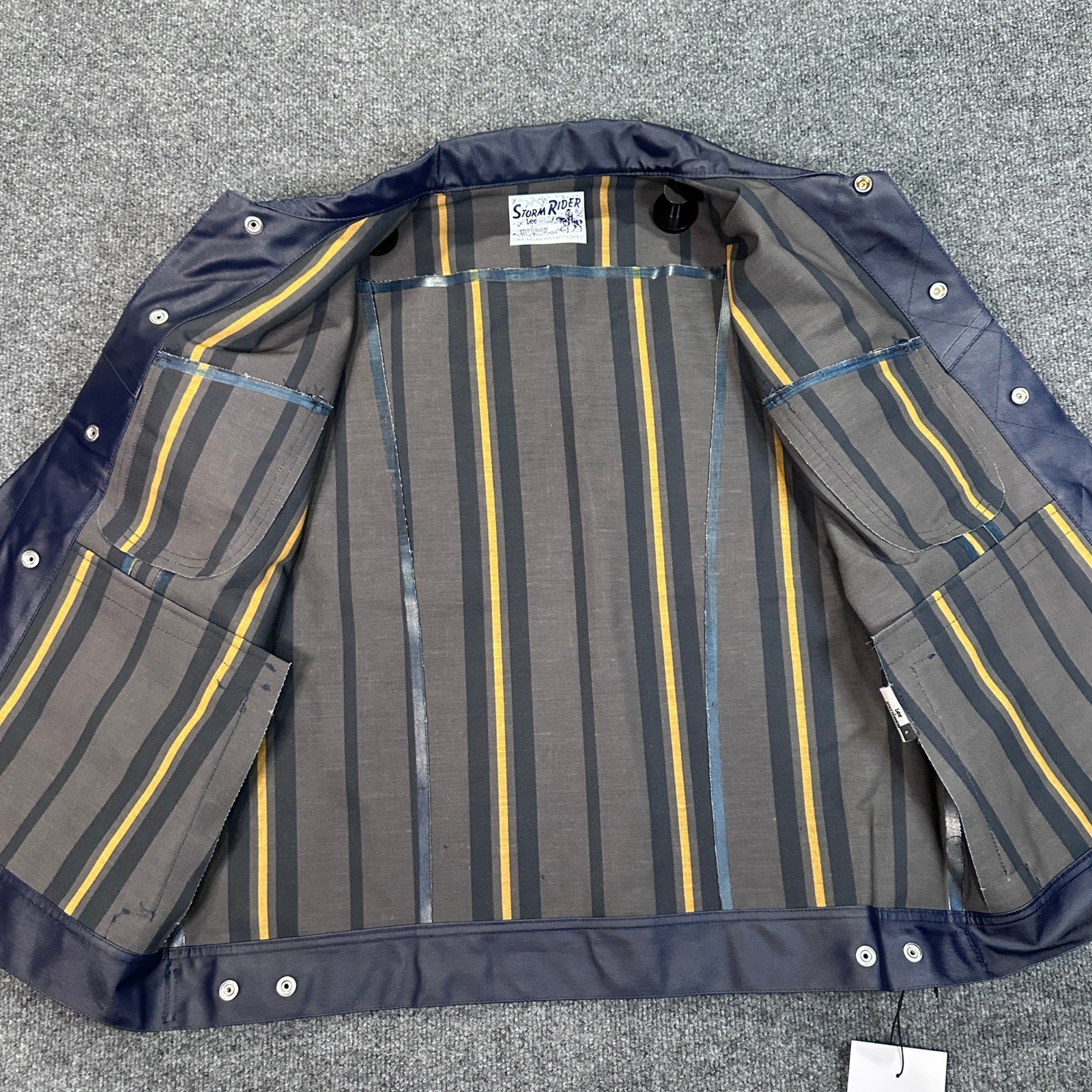NWT Lee x Stutterheim Mens Storm Rider Jacket Aviator Navy Waterproof Raincoat L