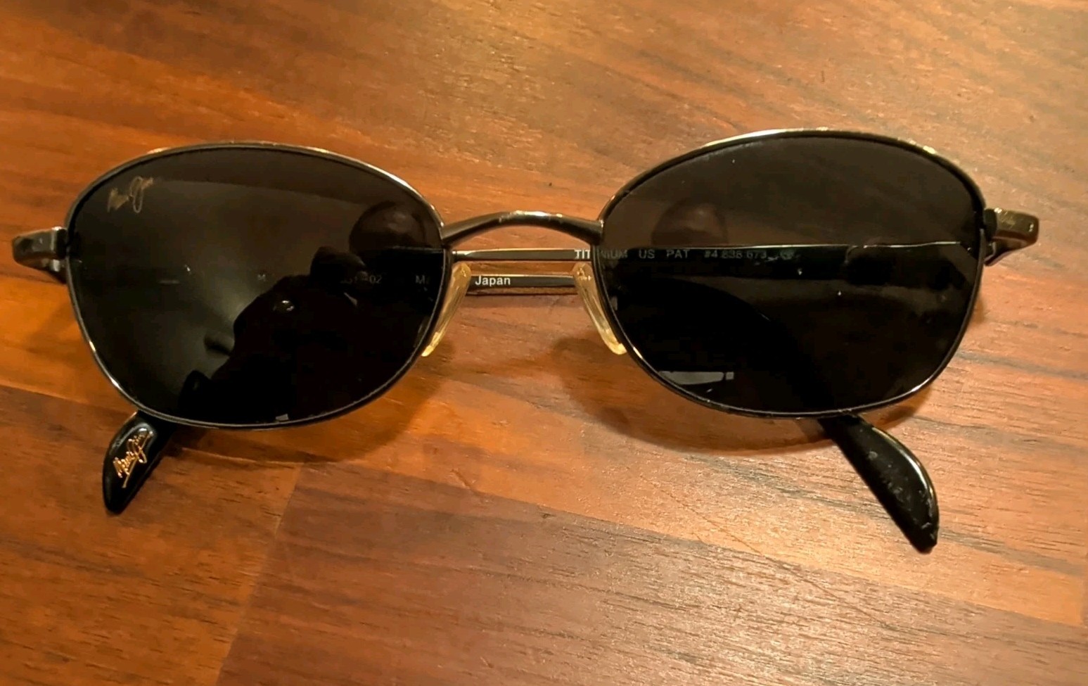 Maui Jim Hulu Sunglasses MJ-551-02 Gunmetal Titanium Polarized Black
