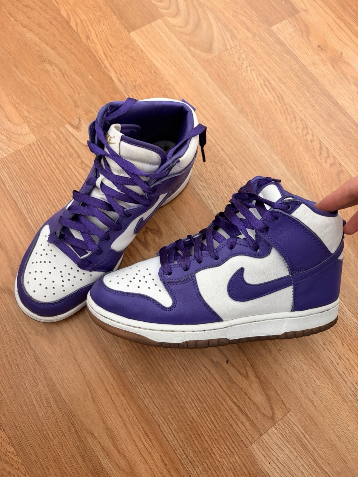 Nike Dunk High Lakers Purple White High-Top Athletic Leather Sneakers DD1399-500