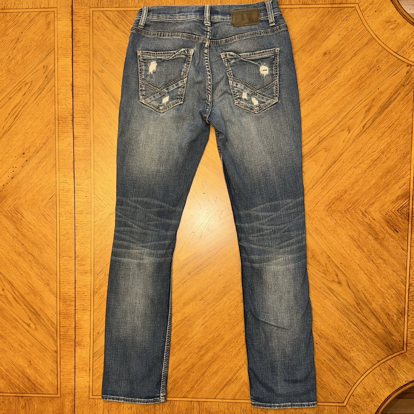 BKE Alec Jeans Men’s Size 30×32 Blue Straight Leg Medium Washed Distressed Denim