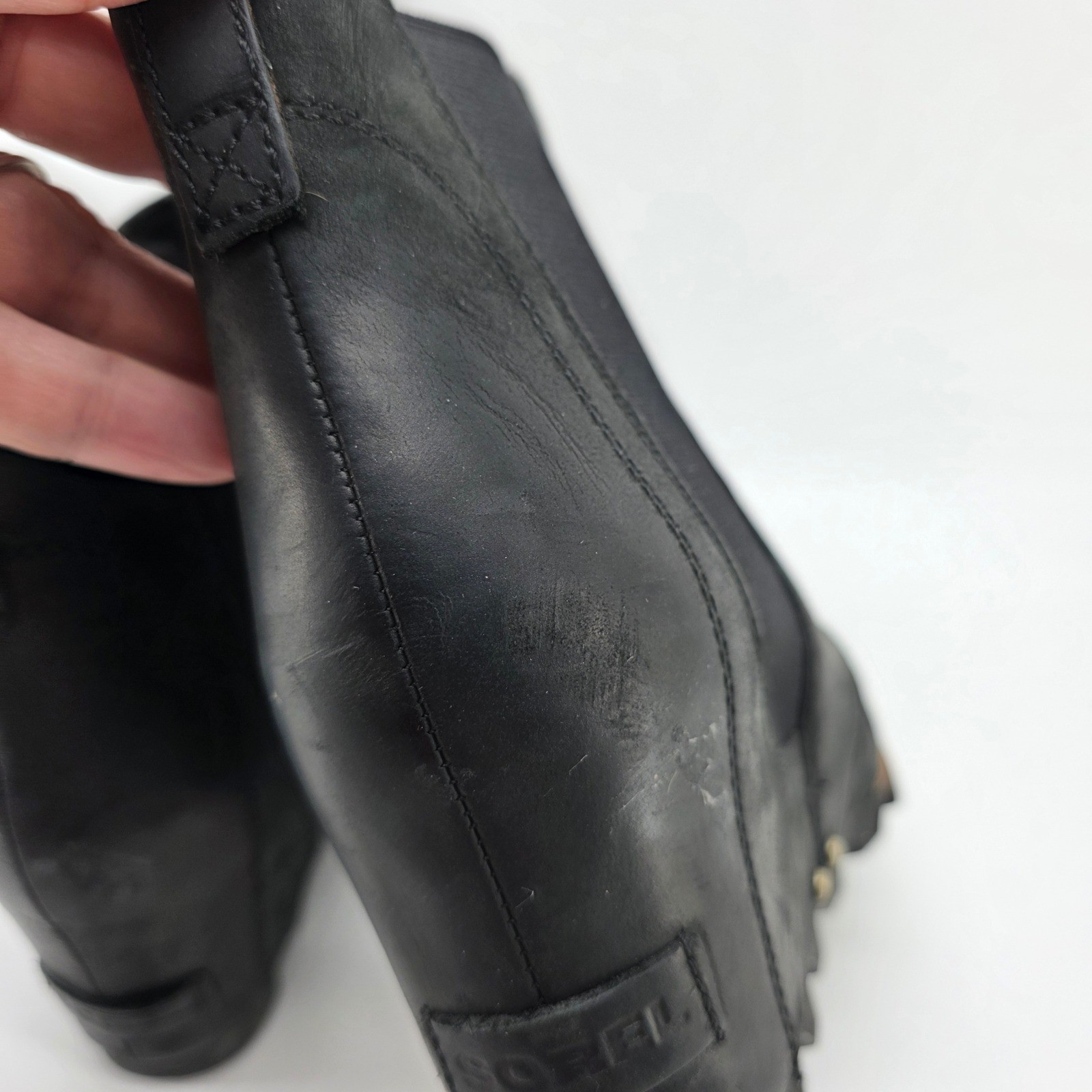 SOREL Lea Hidden Wedge Joan Arctic Chelsea Black Leather Boots Waterproof 8.5