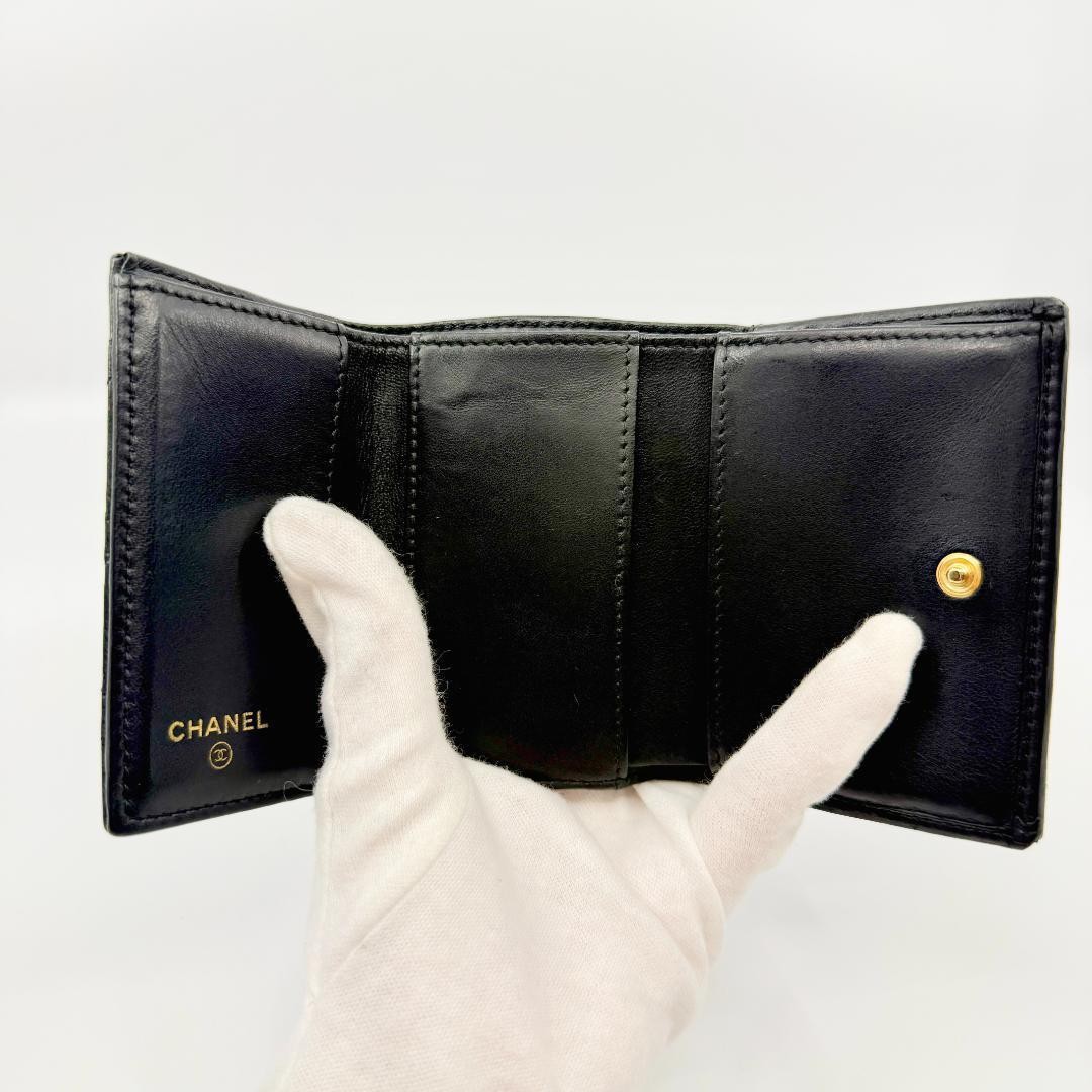 Excellent Condition CHANEL Chanel Matelass Trifold Wallet