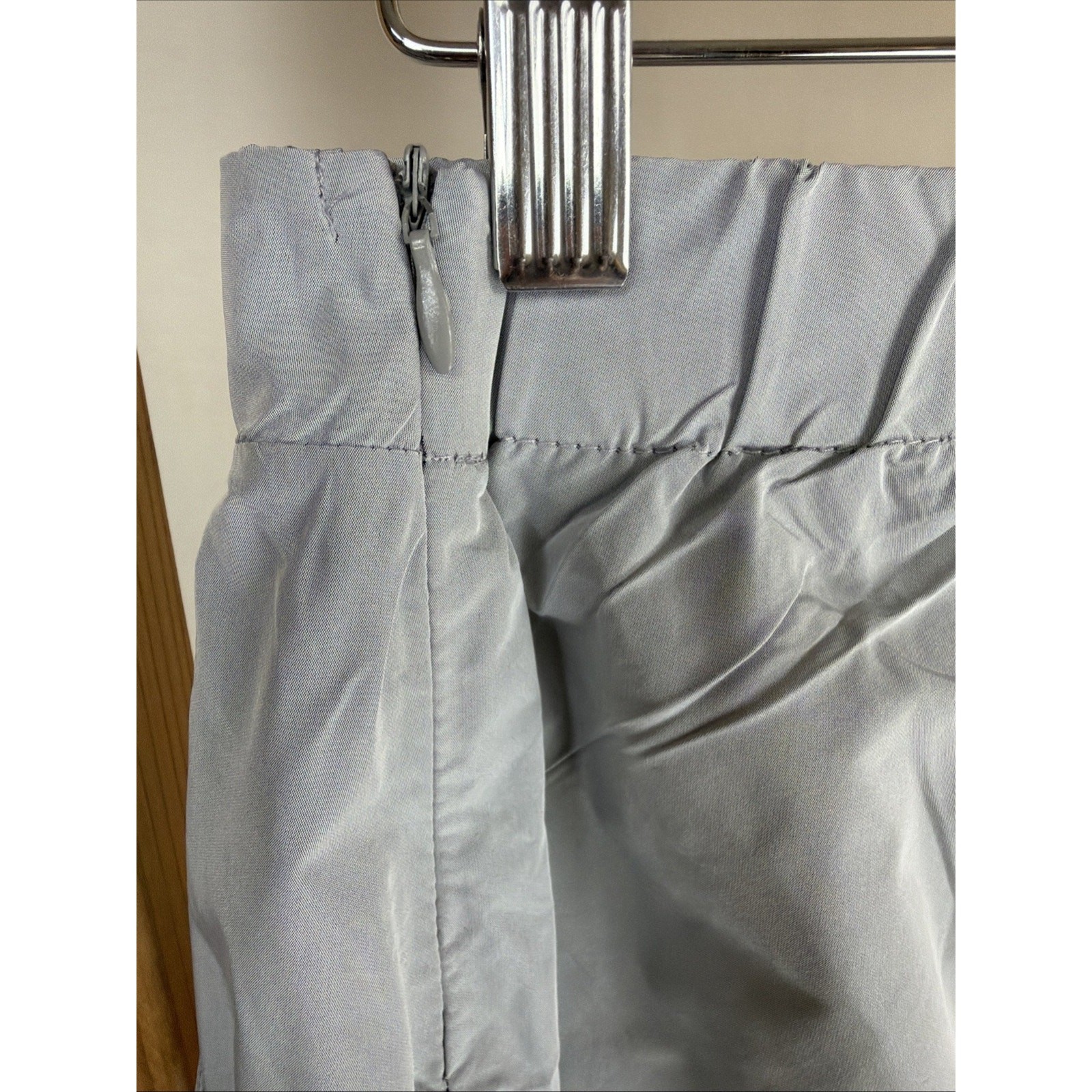 NWT Ever Sassy Parachute Grey Zip Side Elastic Waist Capri Pant #1138 XL