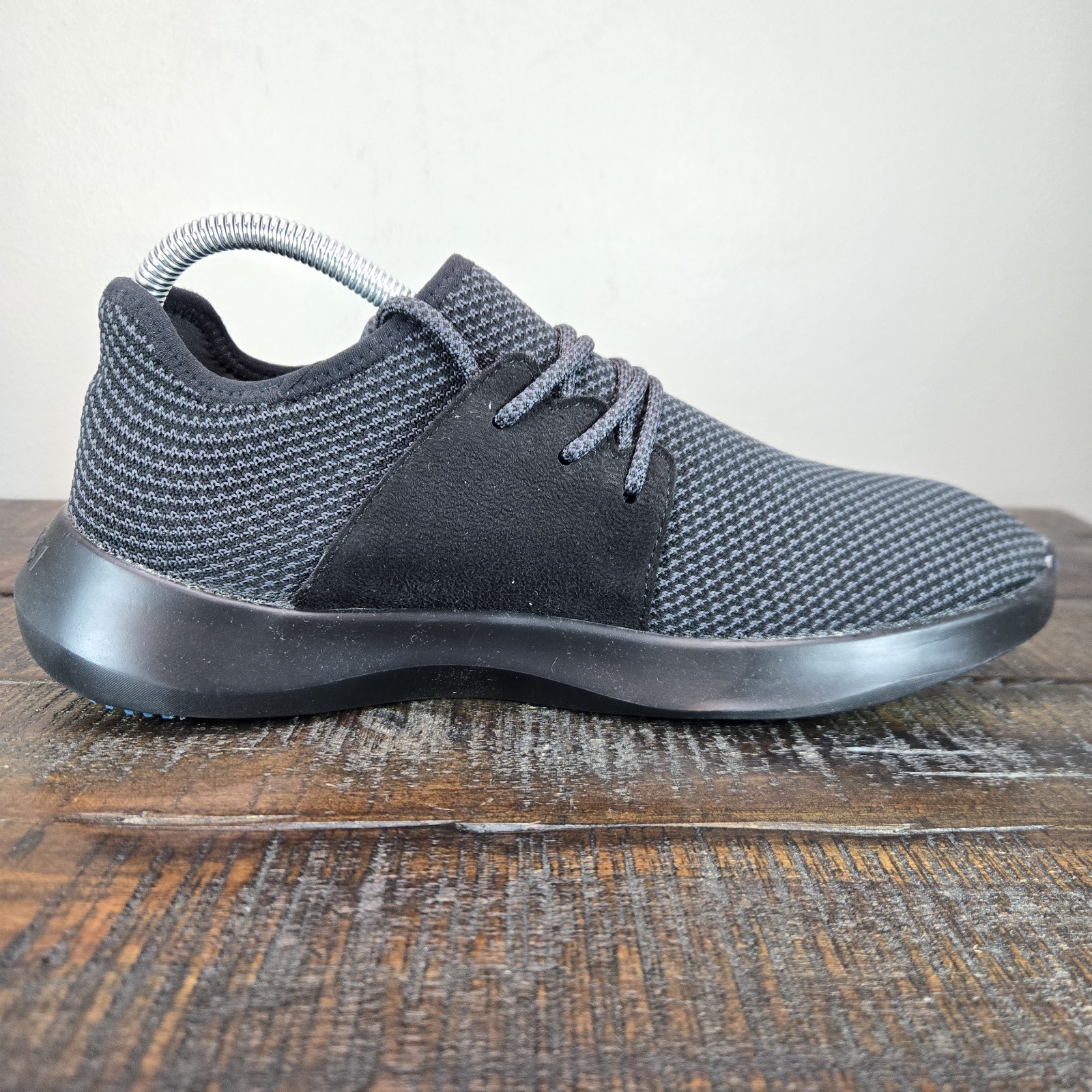 Vessi Everyday Classic Womens Size 9 Waterproof Shoes Sneakers All Black
