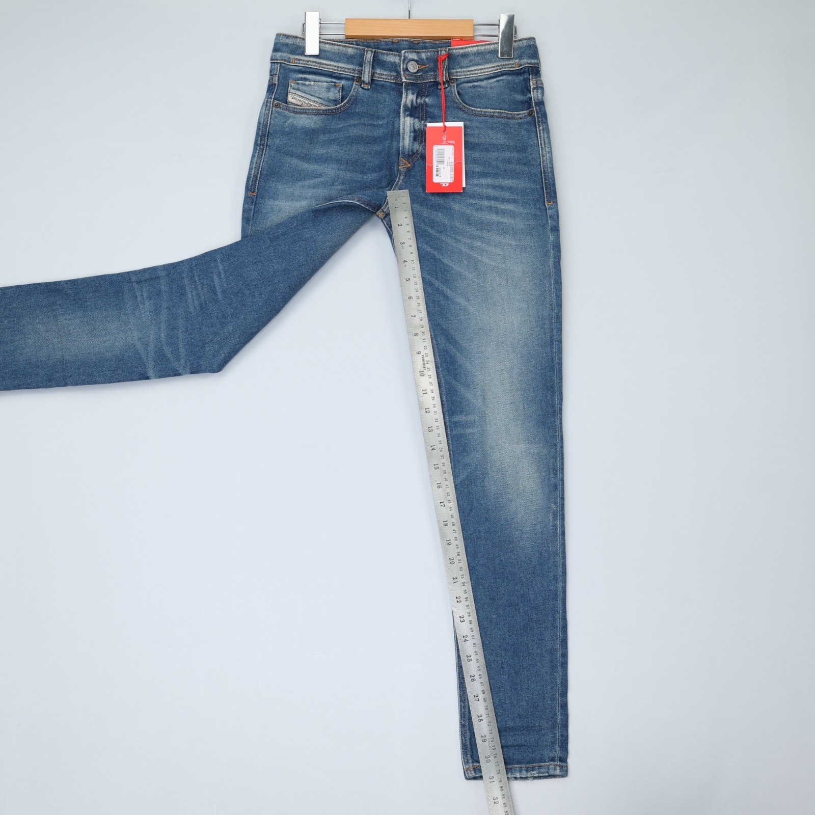 Diesel Mens Jeans 1979 Sleenker Skinny Leg Medium Wash Blue Size NWT