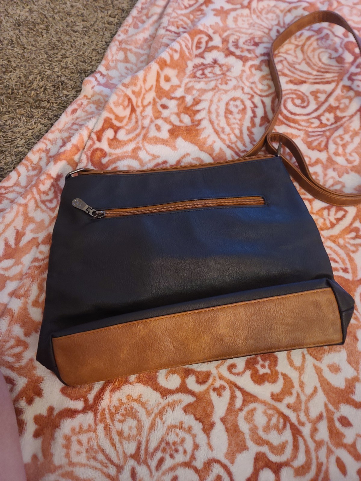 FADRON Black/Brown Medium Shoulder Bag Zip & Magnetic Tassel Inner/Outer Pockets