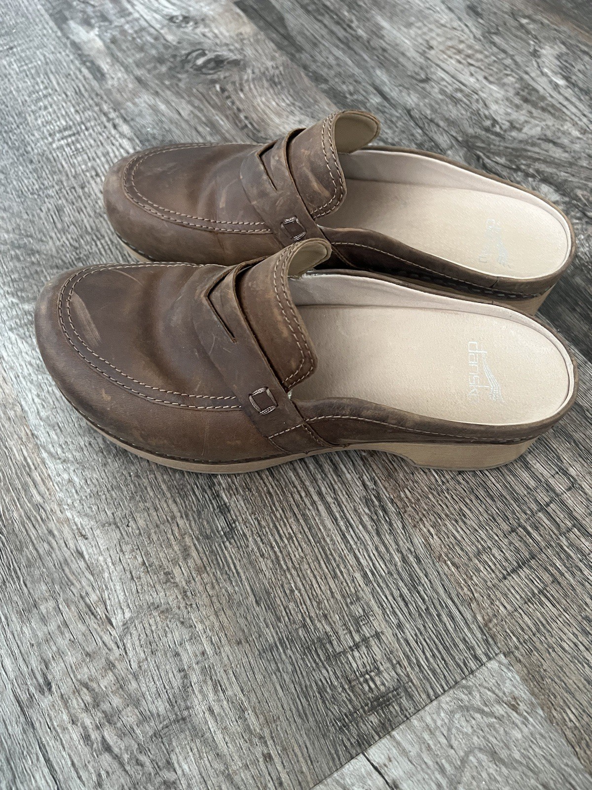 Dansko Women’s Bel Oiled Pull Up Brown Clogs Choose Size