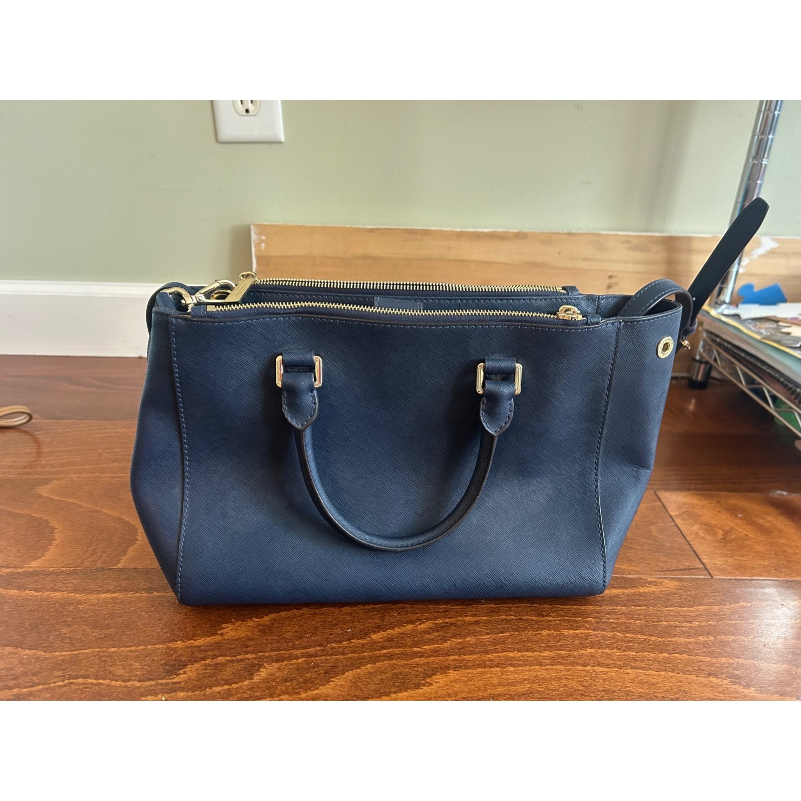Michael Kors Savannah Navy Blue Saffiano Leather Satchel Crossbody Bag Gold Tone