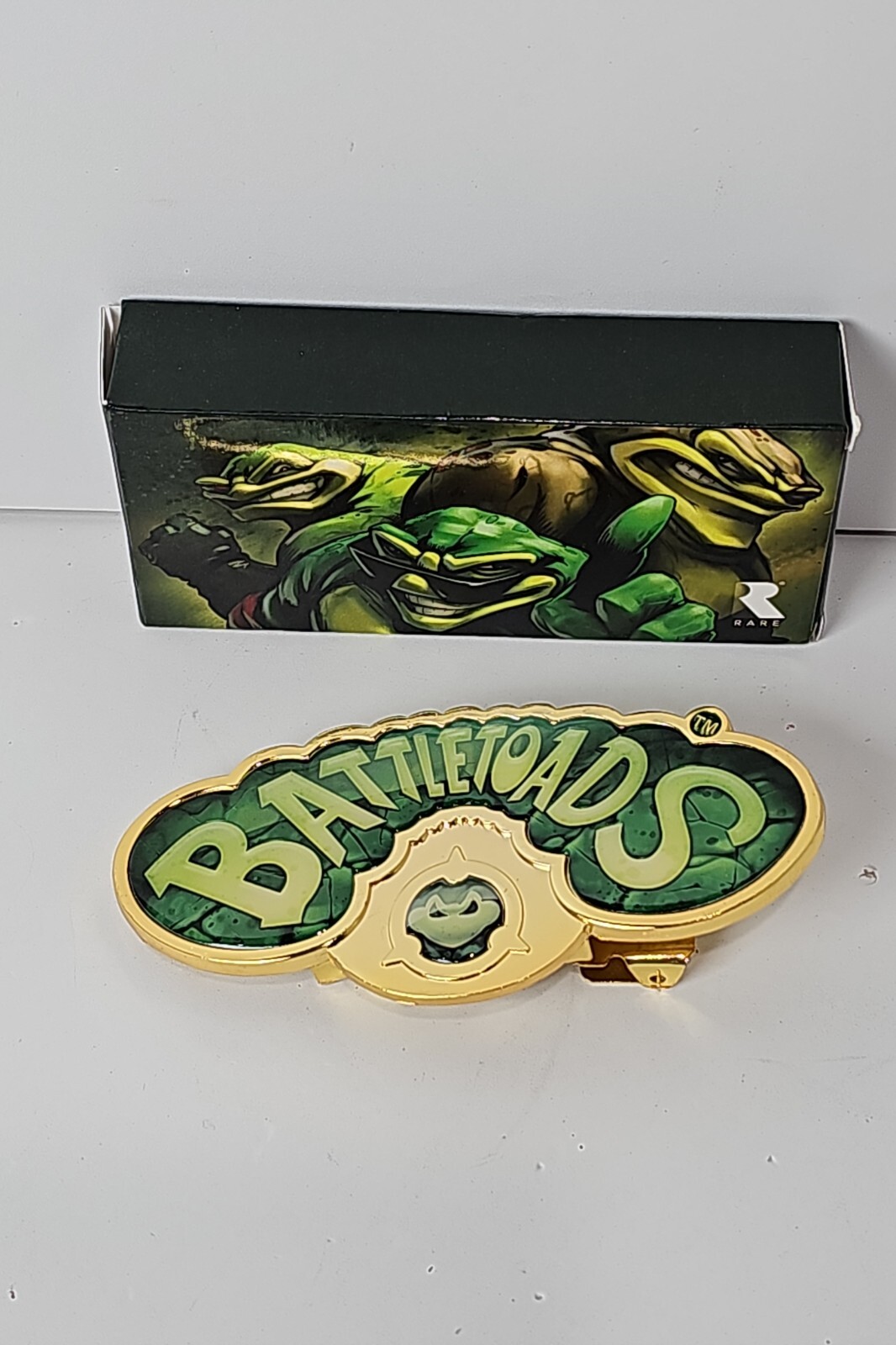 NIB Battletoads Gold Belt Buckle – June 2017 Loot Crate Gaming Exclusive NES