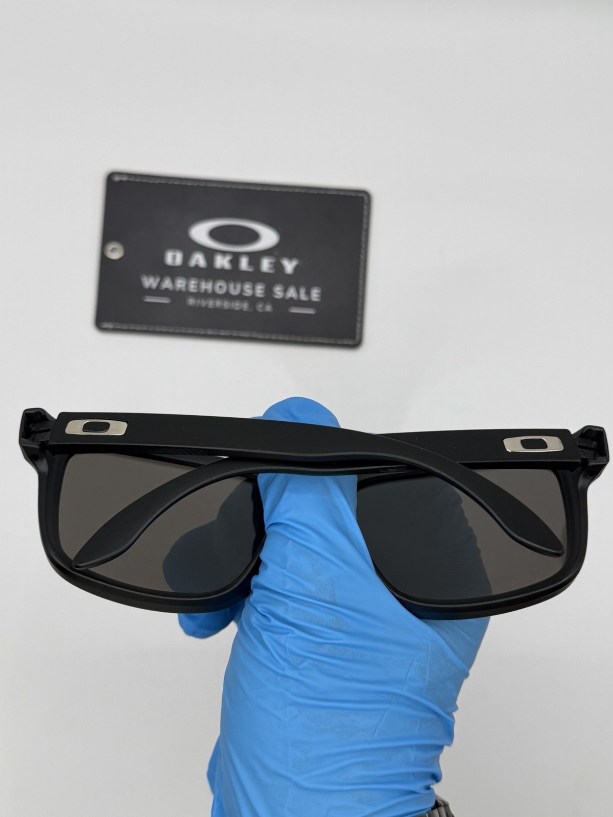 ( NEW) Oakley Holbrook XL -PRIZIM P
