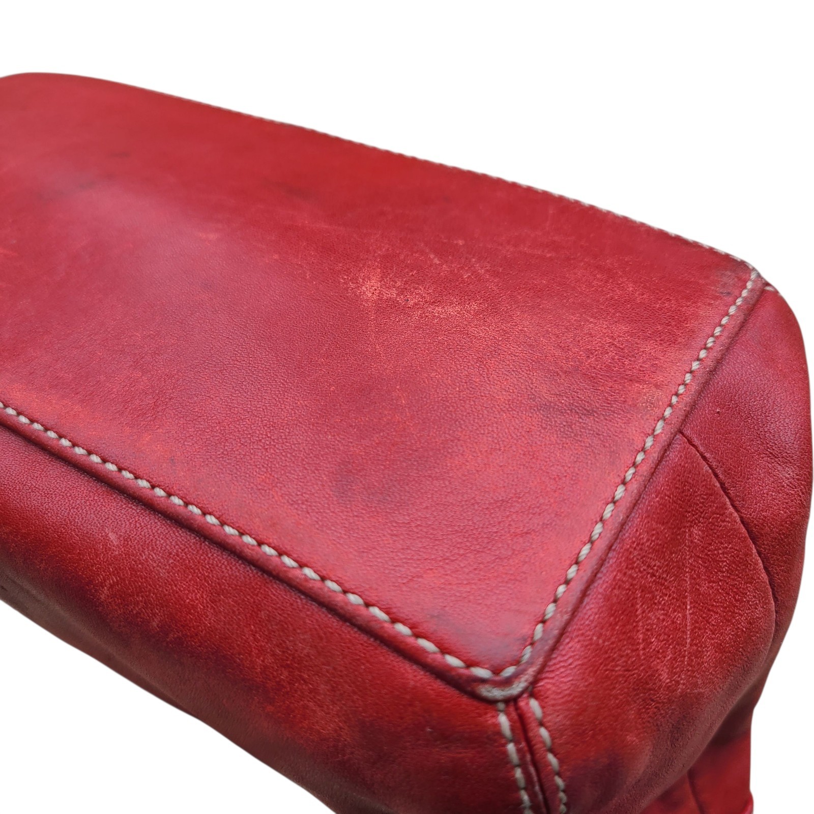 Coach 9564 Y2K 2005 Red Leather Hobo Baguette Shoulder Bag Convertible Strap