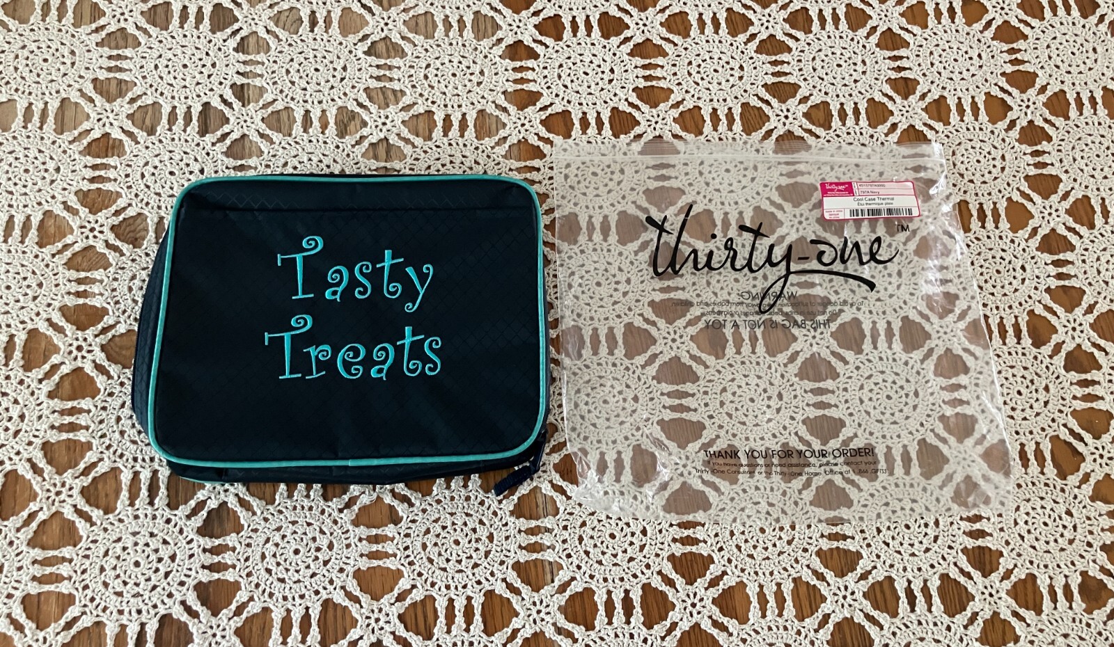 New Thirty-One Cool Case Thermal Tasty Treats Navy 797A