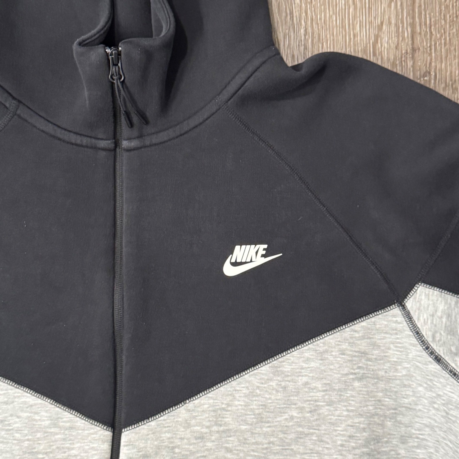 Nike Hoodie Mens XXL Black Grey Tech Fleece Full Zip Colorblock Chevron Active